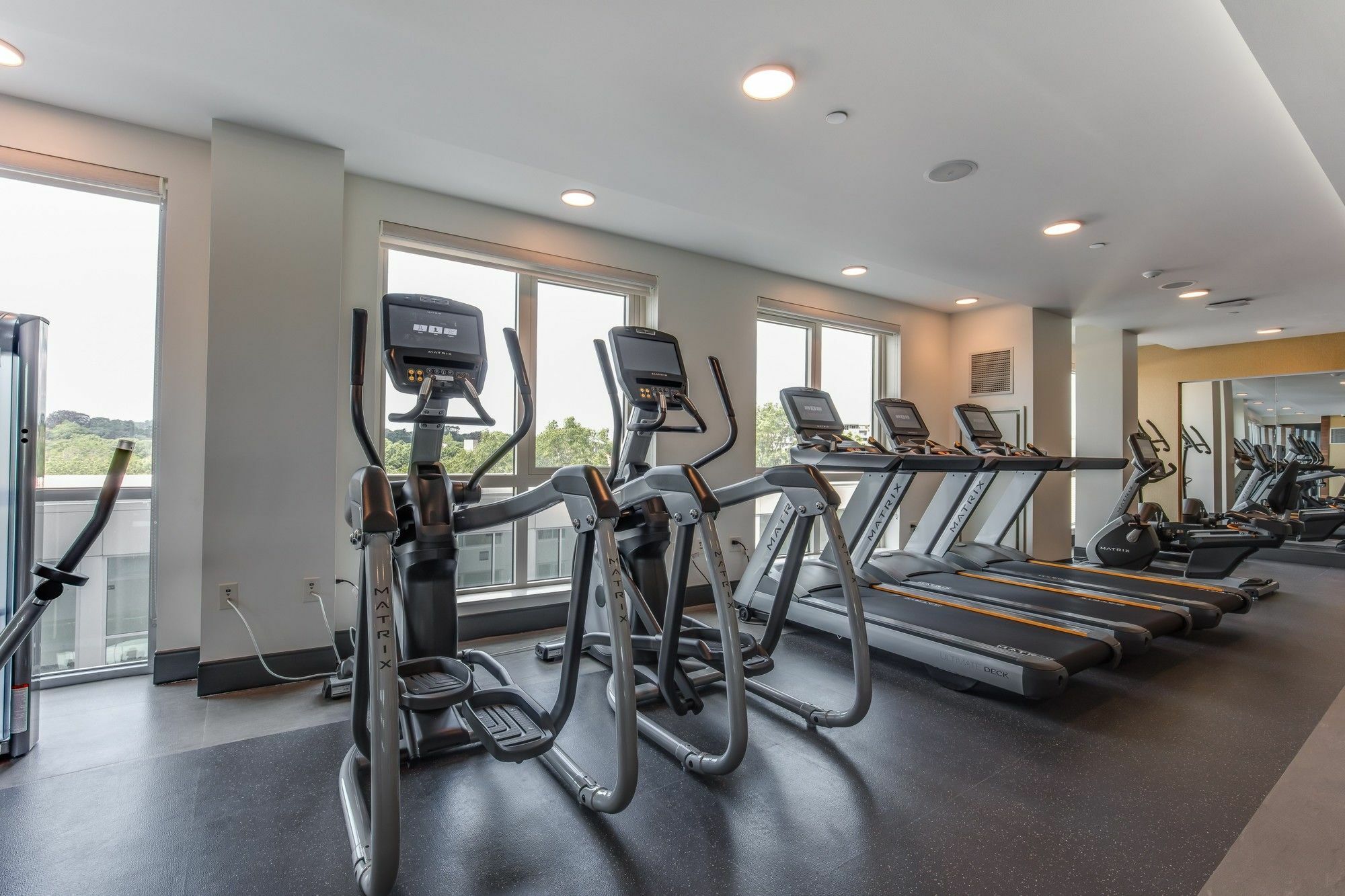 Global Luxury Suites Longwood Medical Brookline Ngoại thất bức ảnh